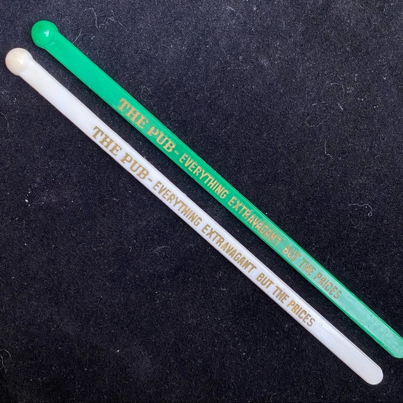 Lot of 5 Vintage Hotel, Restaurant & Pub Swizzle Sticks/Cocktail Stirrers - Picture 3 of 12